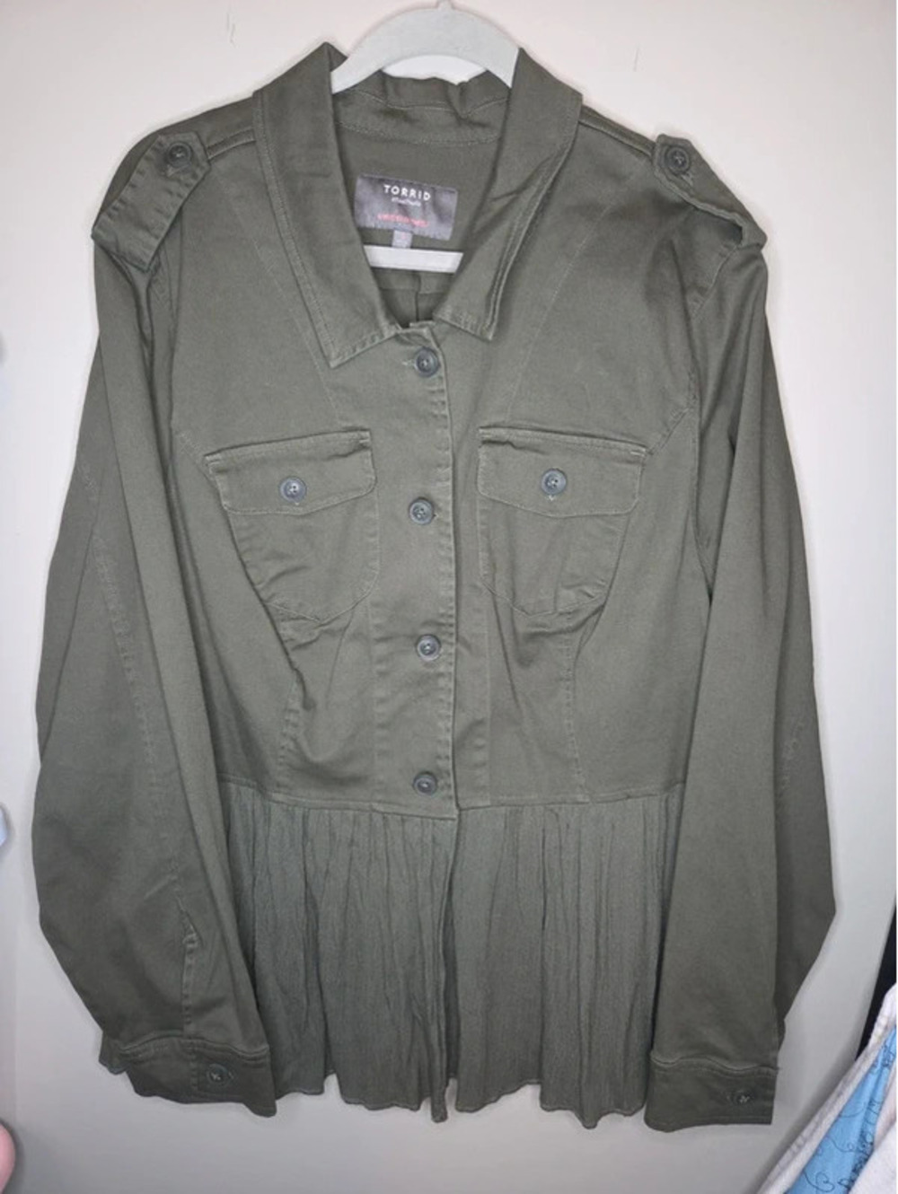 Torrid Sz 3 Olive Jacket with Flowing Bottom